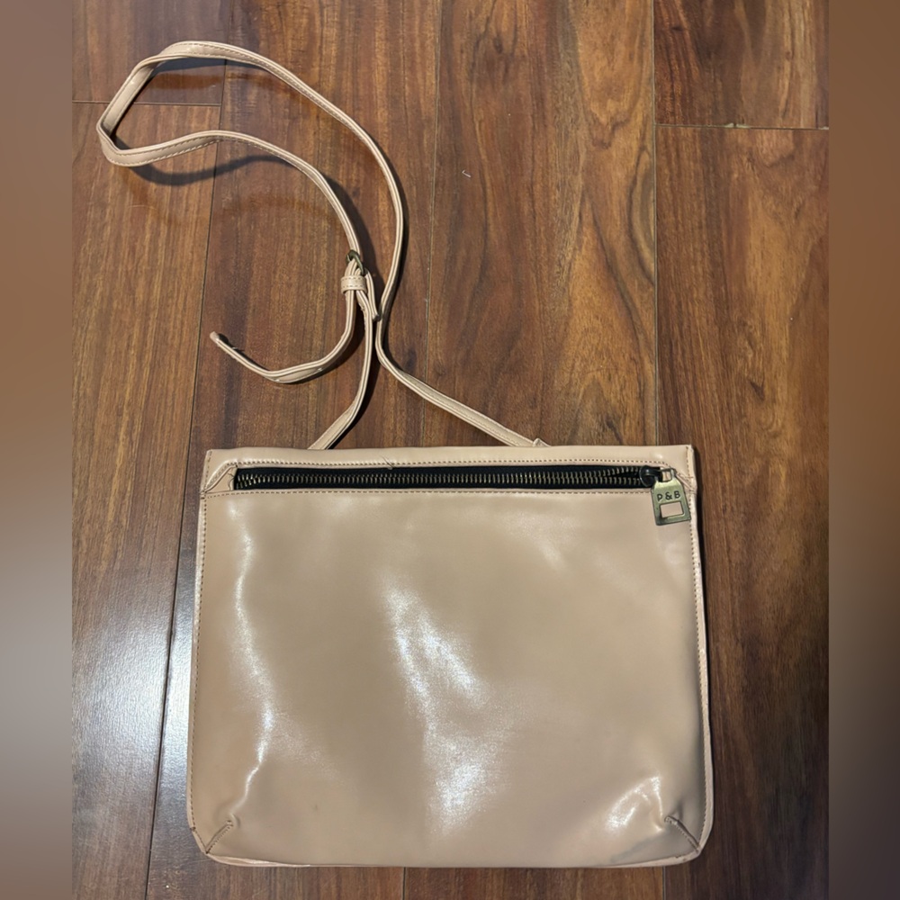 Pull&Bear Tan Crossbody Bag with Zipper